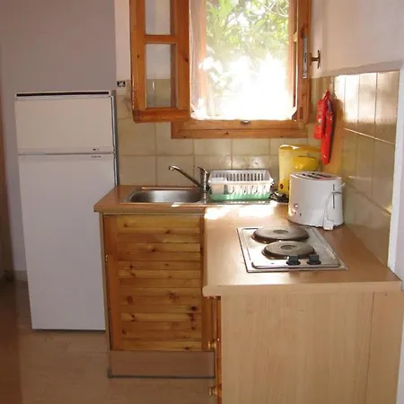 Nikos 5 * Каковатос