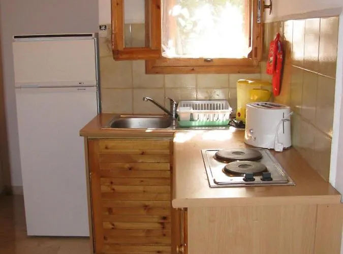 Nikos 5 * Κακόβατος